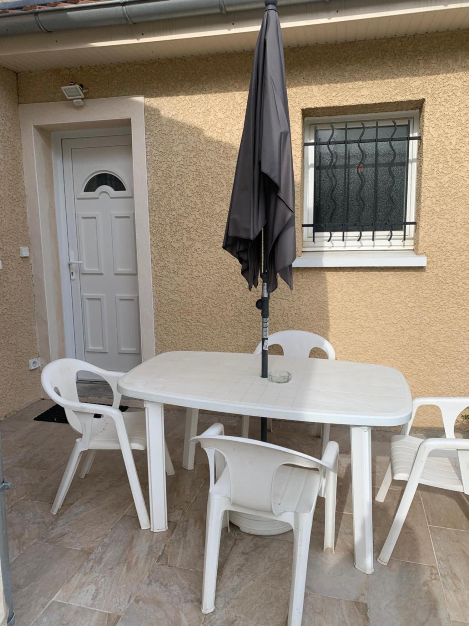 Appartement Le Domaine Des Libellules Proche Walibi Corbelin Exterior photo